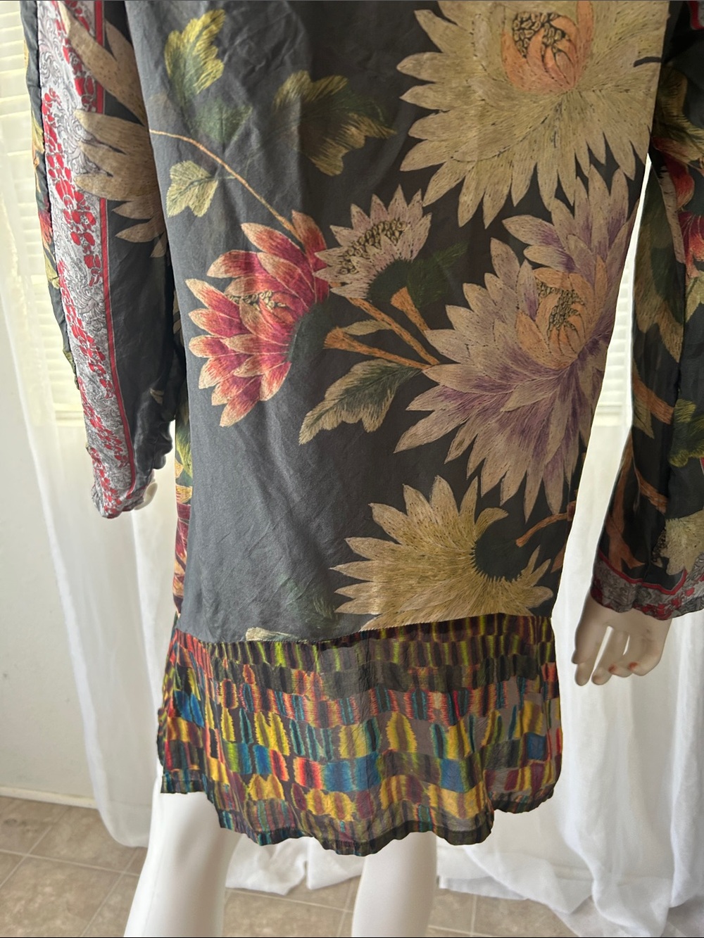 Boho Floral V-Neck Tunic Top in Black Multi - Picture 8 of 15